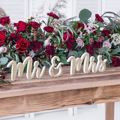 Wooden inscription Mr & Mrs gold 50x10cm