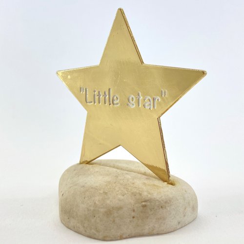 Little Star Gold on a rock 8cm Little Star Gold on a rock 8cm