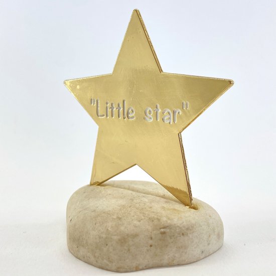 Little Star Gold on a rock 8cm