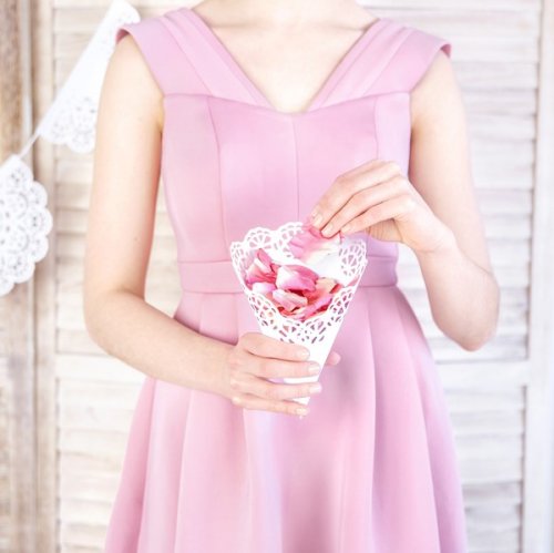 10 Confetti Cones 20cm 10 Confetti Cones 20cm