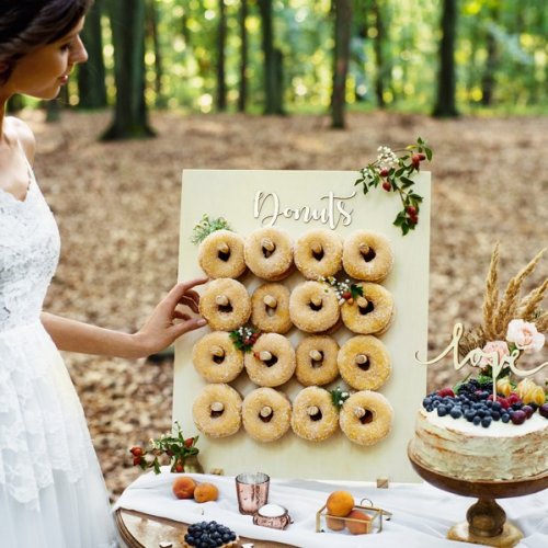 Donut Stand natural wood 45x55cm Donut Stand natural wood 45x55cm